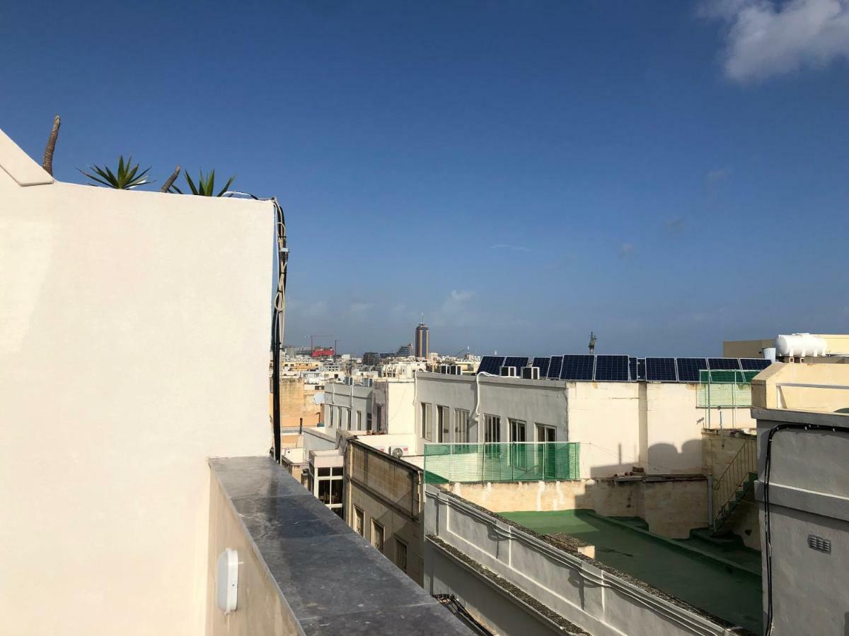 Holiday Townhouse In Sliema Centre Luaran gambar